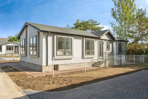 undefined, Sandtoft Road, Belton, Doncaster