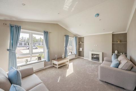 undefined, Sandtoft Road, Belton, Doncaster