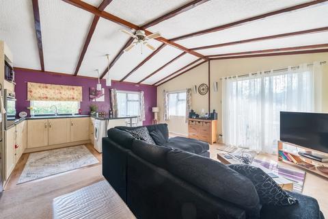 undefined, Chesham Road, Wigginton, Tring