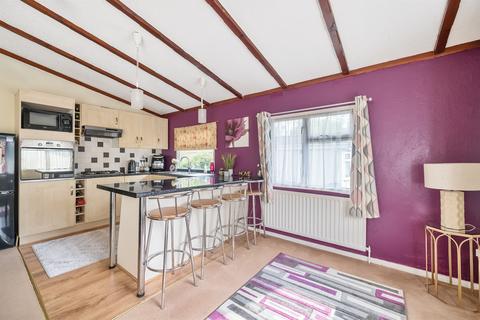 undefined, Chesham Road, Wigginton, Tring