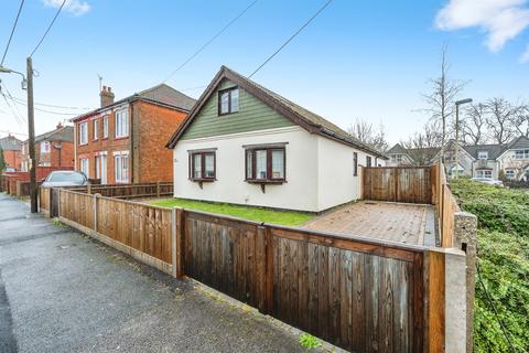 4 bedroom bungalow for sale, Westfield Road, Totton, SOUTHAMPTON