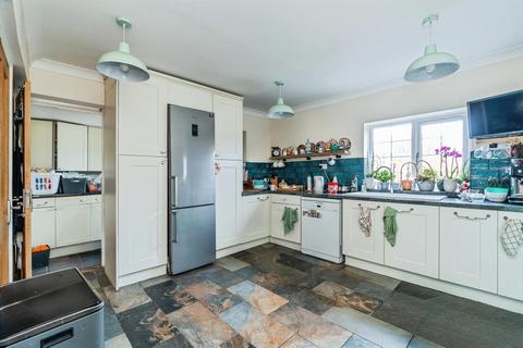 4 bedroom bungalow for sale, Westfield Road, Totton, SOUTHAMPTON