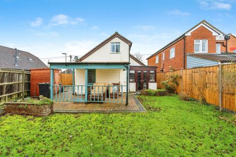 4 bedroom bungalow for sale, Westfield Road, Totton, SOUTHAMPTON