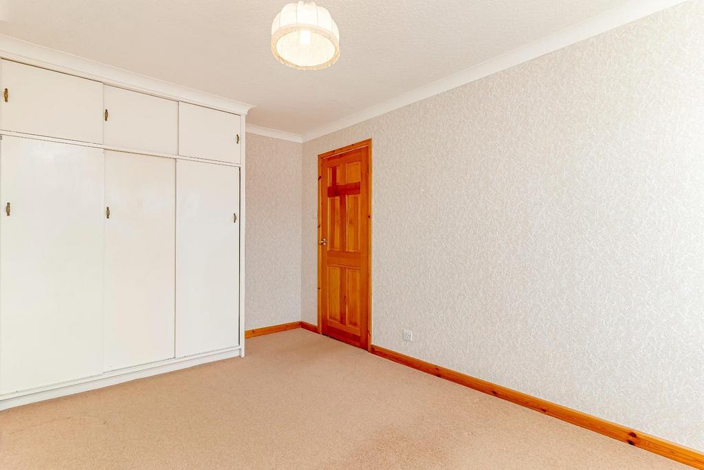 Bedroom 1 - B.jpg