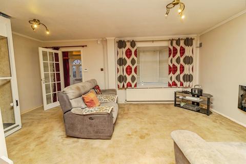 undefined, Pheasant Close, Tring