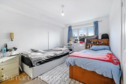 1 bedroom flat for sale, Rectory Lane, London