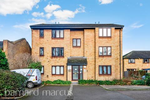 1 bedroom flat for sale, Rectory Lane, London