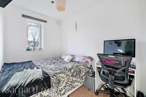1 bedroom flat for sale, Rectory Lane, London