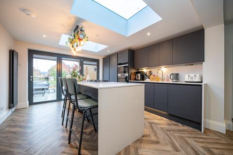 undefined, Weston Road, Aston Clinton, Aylesbury