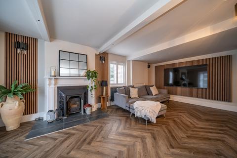 undefined, Weston Road, Aston Clinton, Aylesbury