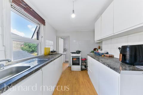 3 bedroom terraced house for sale, Selkirk Road, London