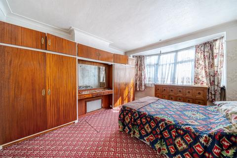 3 bedroom terraced house for sale, Pembury Road, London