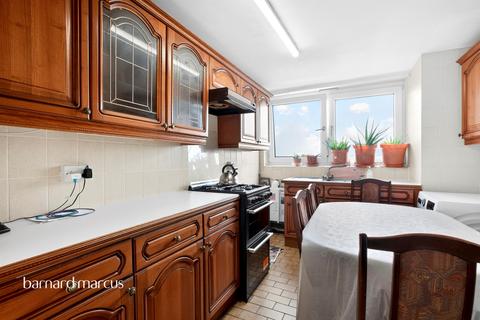 2 bedroom apartment for sale, Commerce Road, London