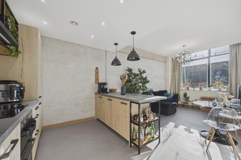 1 bedroom flat for sale, Bentley Road, London