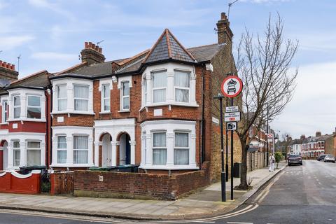 1 bedroom ground floor flat for sale, Broadwater Road, London
