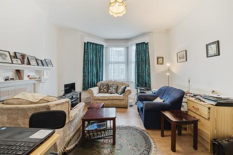 1 bedroom ground floor flat for sale, Broadwater Road, London