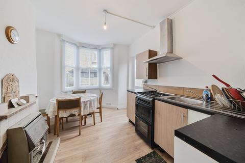 1 bedroom ground floor flat for sale, Broadwater Road, London