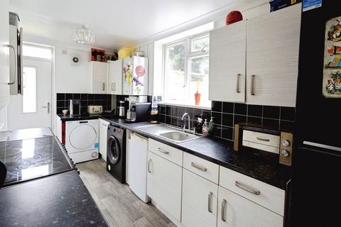 3 bedroom semi-detached house for sale, Earlham Road, NORWICH