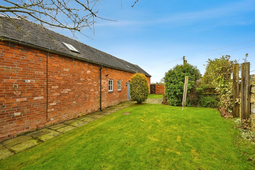 Rear Garden: