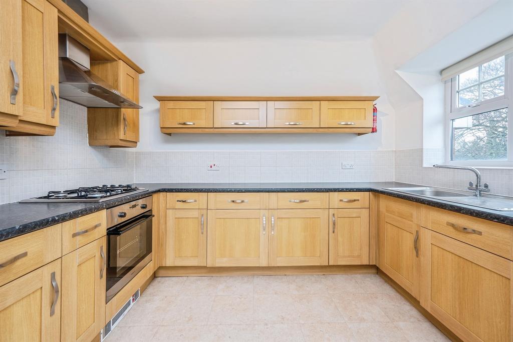 Fitted Kitchen: