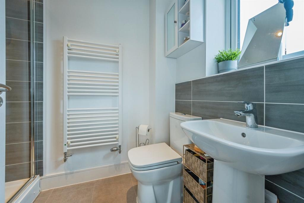 En Suite: