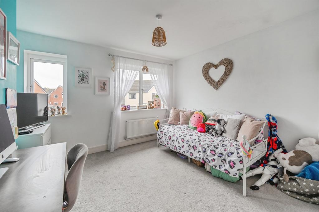 Bedroom: