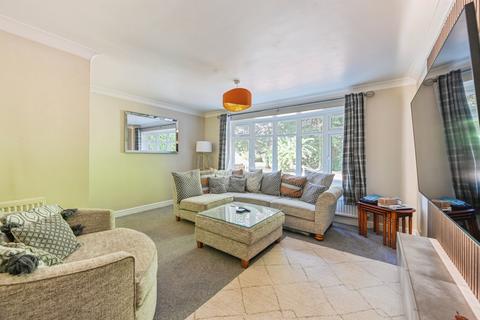 undefined, Greenacres Drive, Uttoxeter