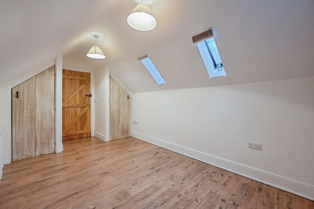 Bedroom: