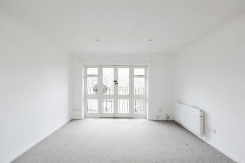 undefined, Chenies Way, Watford