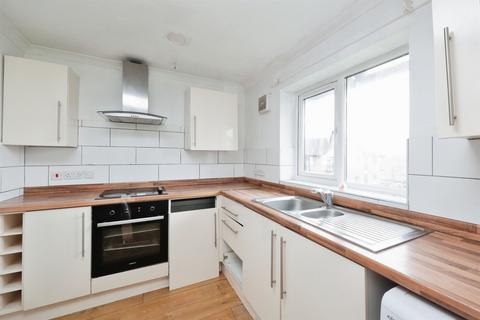 undefined, Chenies Way, Watford