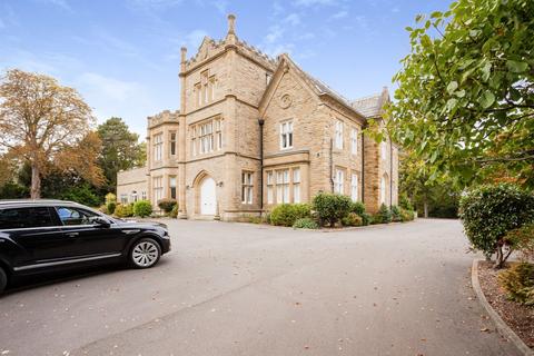 undefined, Walton Lane, WAKEFIELD