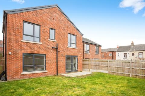 undefined, Primrose Lane, Calder Grove, WAKEFIELD