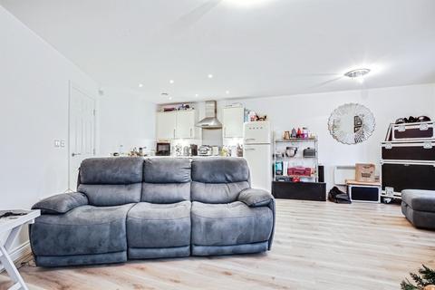 1 bedroom flat for sale, Kingsway Gardens, Ossett