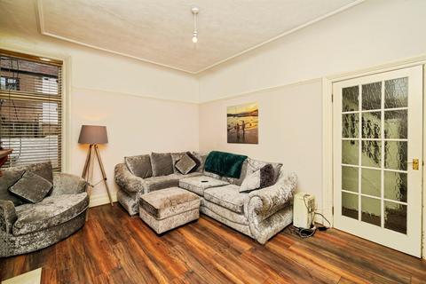 4 bedroom semi-detached house for sale, Daresbury Road, Wallasey