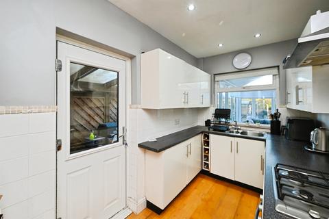 3 bedroom semi-detached house for sale, Thomas Avenue, Radcliffe-On-Trent, Nottingham