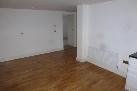 2 bedroom flat for sale, Midland Road, Wellingborough