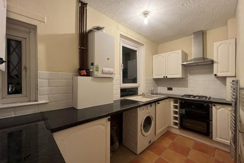 2 bedroom apartment to rent, Sunnyside Avenue, Motherwell, ML1