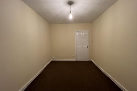 2 bedroom apartment to rent, Sunnyside Avenue, Motherwell, ML1