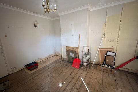 2 bedroom terraced house for sale, Hotham Road South, Hull