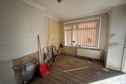 2 bedroom terraced house for sale, Hotham Road South, Hull