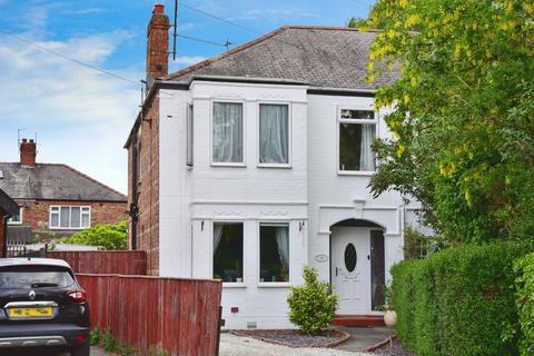 undefined, Kingtree Avenue, COTTINGHAM