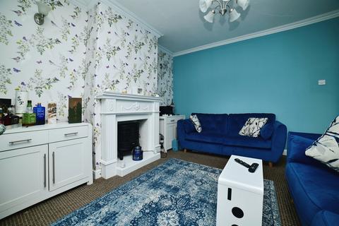 undefined, Kingtree Avenue, COTTINGHAM