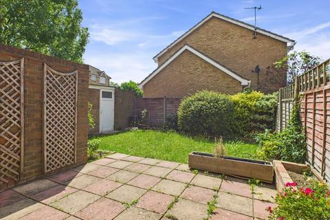 2 bedroom end of terrace house for sale, Trevithick Close, Feltham, TW14