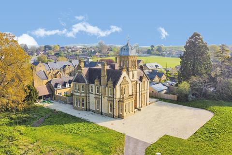 undefined, Priorygate Court, Castle Cary