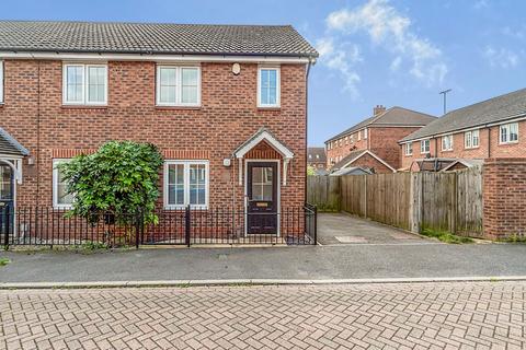 2 bedroom end of terrace house for sale, Richards Street, Hatfield