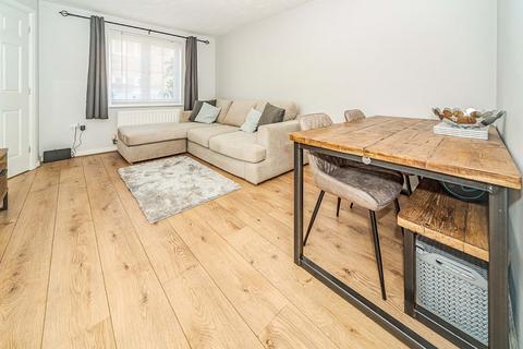 2 bedroom end of terrace house for sale, Richards Street, Hatfield