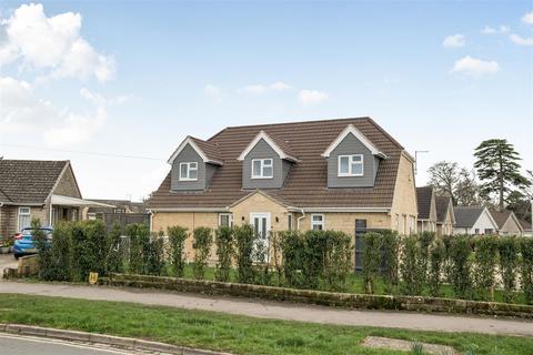 undefined, Sadlers Mead, Chippenham