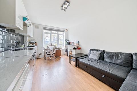 1 bedroom flat for sale, Minford Gardens, London