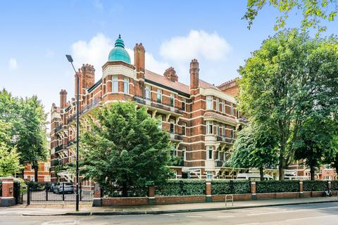 4 bedroom flat for sale, Brook Green, London