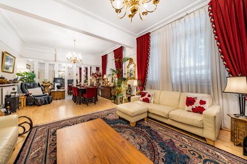 4 bedroom flat for sale, Brook Green, London